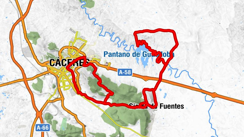 Residencial Universidad - Cáceres - La Pista - Iglesia de San Juan Bautista
