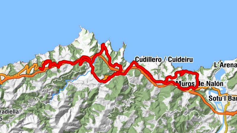 Novellana - Hotel Restaurante El Fornon - Iglesia de Santiago Apóstol - Picu Castiello