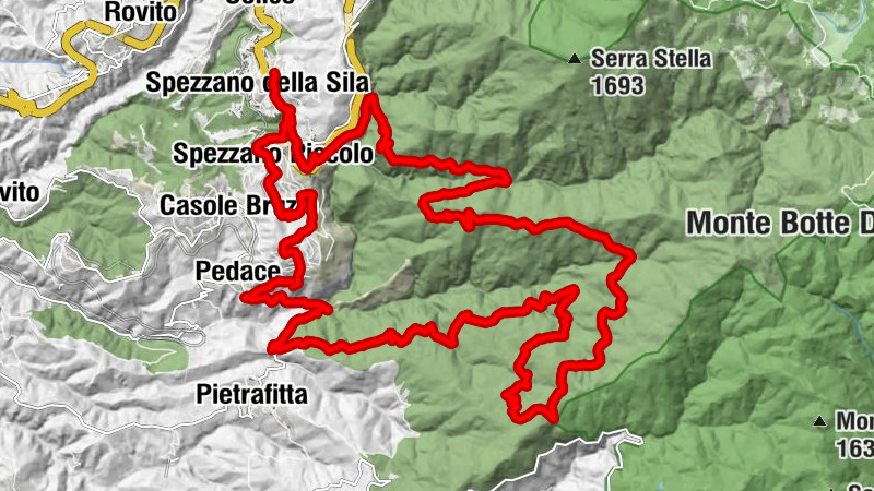 Spezzano della Sila - Spezzano Piccolo - Pedace - Chiesa dei Santi Pietro e Paolo