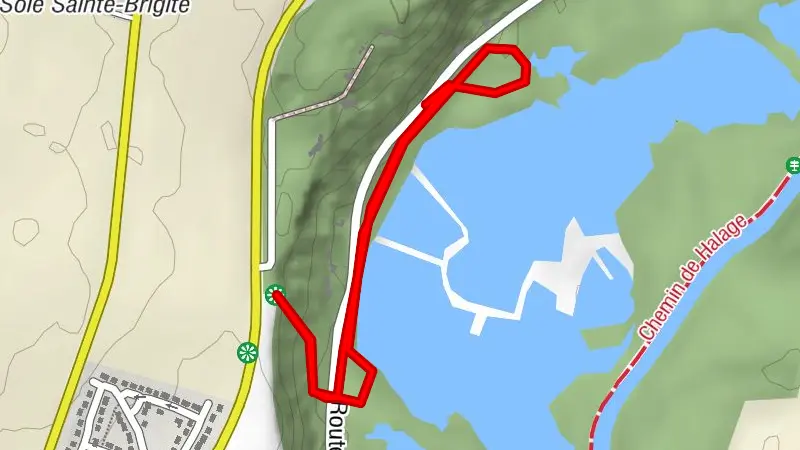 Les étangs de la Barette et la Falaise Sainte Colette