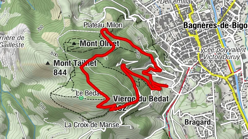 Die Jungfrau von Bédat über den Minigolfplatz und den Michon-Wanderweg